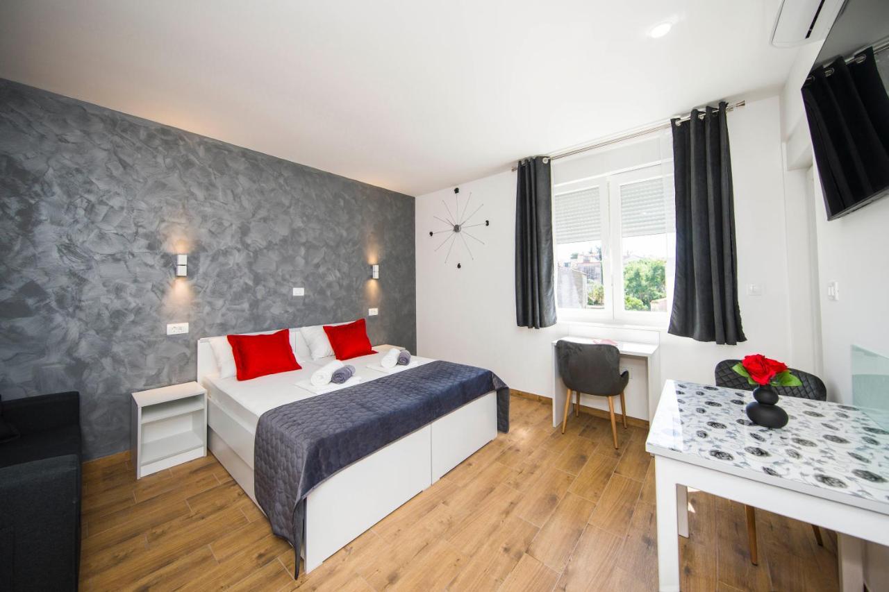 Split Central Luxury Studios Экстерьер фото