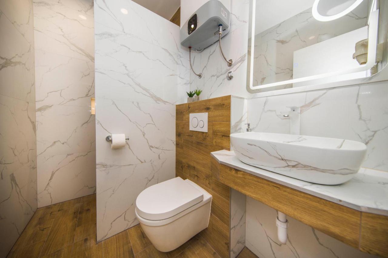 Split Central Luxury Studios Экстерьер фото