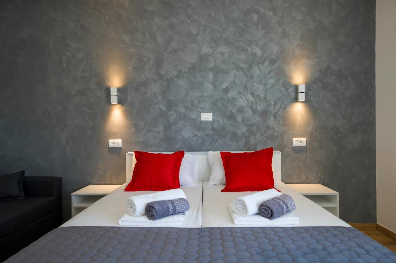 Split Central Luxury Studios Экстерьер фото